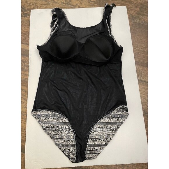 Nip tuck Swim Black White One piece Swimsuit‎ Multi Cup USA Size 12 Slimming - Picture 6 of 8